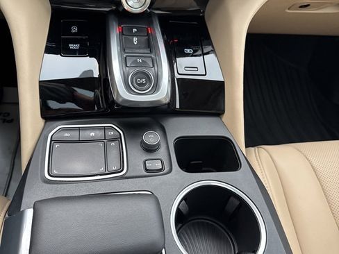 Used 2023 Acura MDX FWD w/ Technology Package image 12