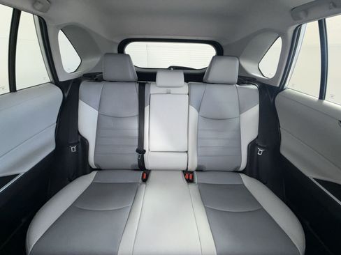 Used 2021 Toyota RAV4 XLE Premium FWD image 24