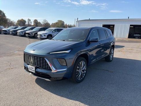 New 2026 Buick Enclave Avenir image 2