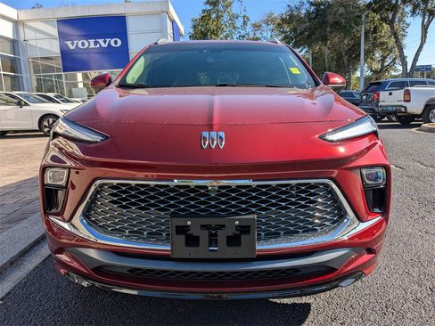 Used 2025 Buick Encore GX Avenir w/ Avenir Technology Package image 17