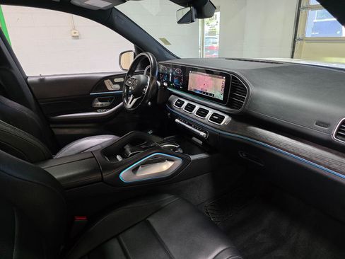 Used 2020 Mercedes-Benz GLS 450 4MATIC image 28