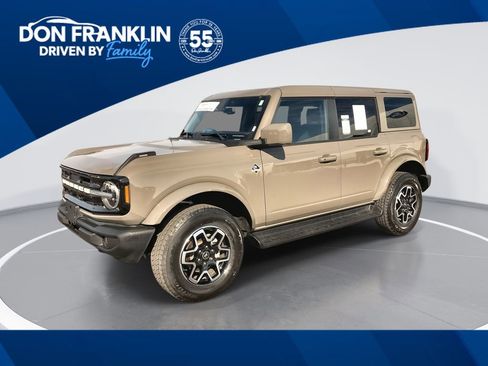 Used 2025 Ford Bronco Outer Banks image 1