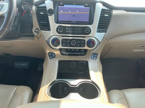 Used 2016 GMC Yukon SLT w/ HD Trailering Package AWD/4WD image 20