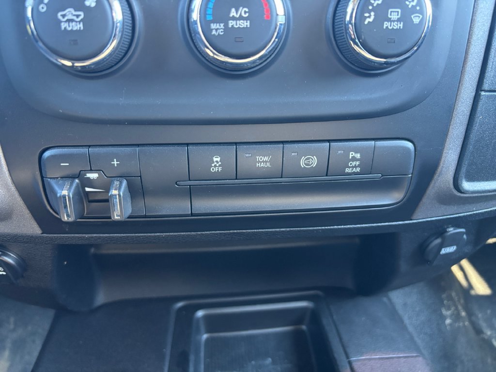 Used 2017 RAM 3500 Tradesman w/ Cold Weather Group AWD/4WD image 12