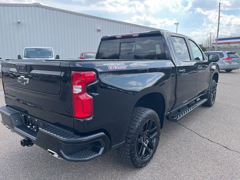 Used 2024 Chevrolet Silverado 1500 LT Trail Boss w/ LT Trail Boss Premium Package image 7