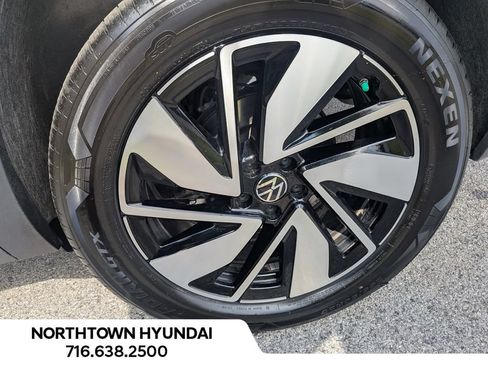 Used 2026 Volkswagen Atlas SE AWD/4WD image 42