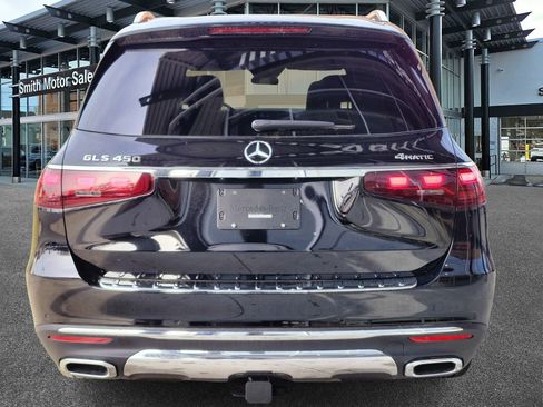 Certified 2025 Mercedes-Benz GLS 450 4MATIC image 4