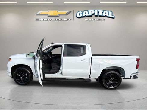 Used 2024 Chevrolet Silverado 1500 RST w/ Z71 Off-Road Package AWD/4WD image 9