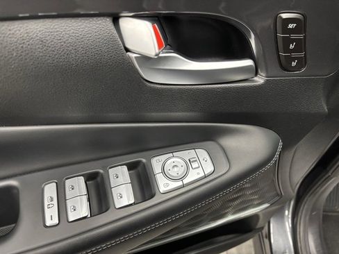 Used 2021 Hyundai Santa Fe Calligraphy image 14
