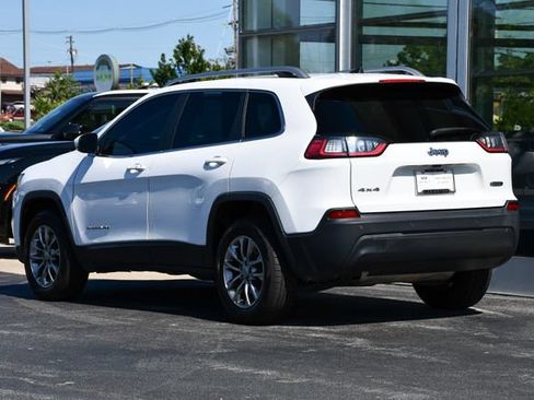 Used 2020 Jeep Cherokee Latitude Plus w/ Cold Weather Group AWD/4WD image 9