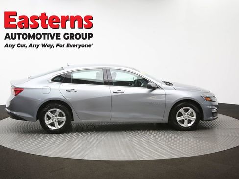 Used 2023 Chevrolet Malibu LT FWD image 44
