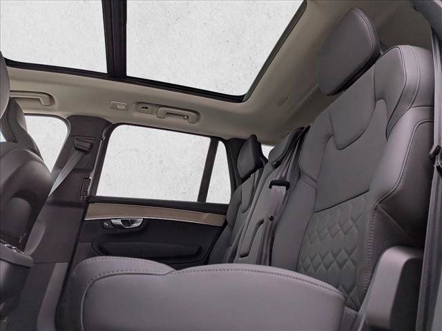 Certified 2026 Volvo XC90 B5 Plus w/ Protection Package AWD/4WD image 20