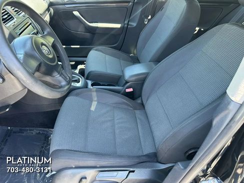 Used 2012 Volkswagen Jetta S FWD image 10