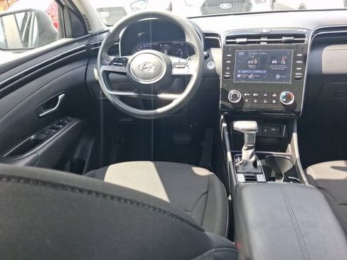 Used 2023 Hyundai Tucson SEL FWD image 8