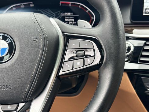 Used 2022 BMW 530i xDrive w/ Convenience Package image 23