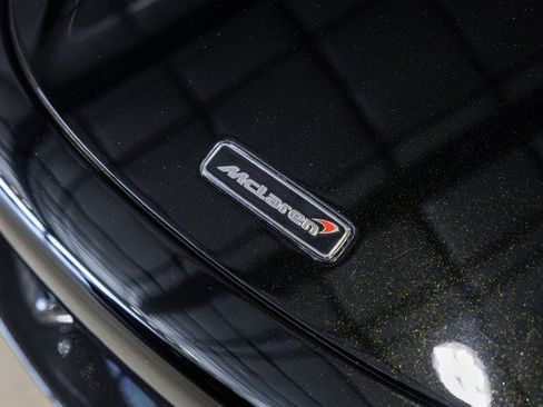 Used 2018 McLaren 720S Performance RWD image 18