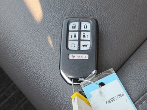 Used 2023 Honda Odyssey EX-L image 35