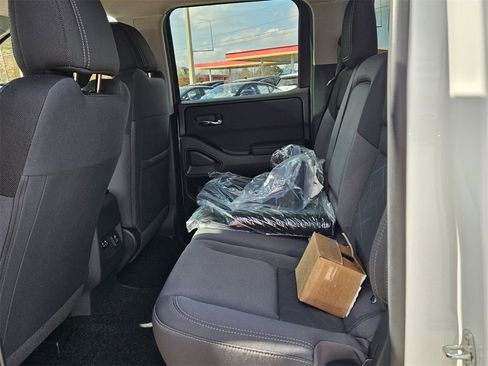 New 2026 Nissan Frontier SV image 4