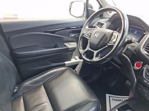 Used 2019 Honda Pilot Touring image 22
