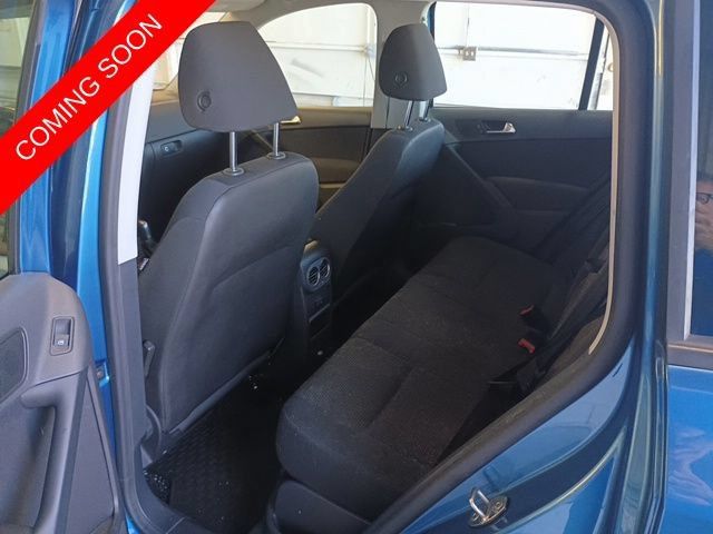 Used 2017 Volkswagen Tiguan Limited w/ Premium Package FWD image 8
