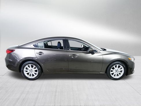 Used 2016 MAZDA MAZDA6 Sport FWD image 8