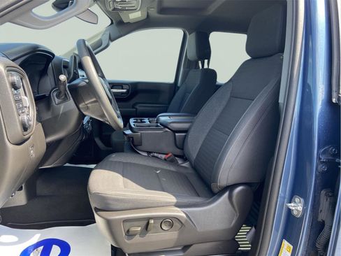 Used 2024 Chevrolet Silverado 1500 Custom AWD/4WD image 17