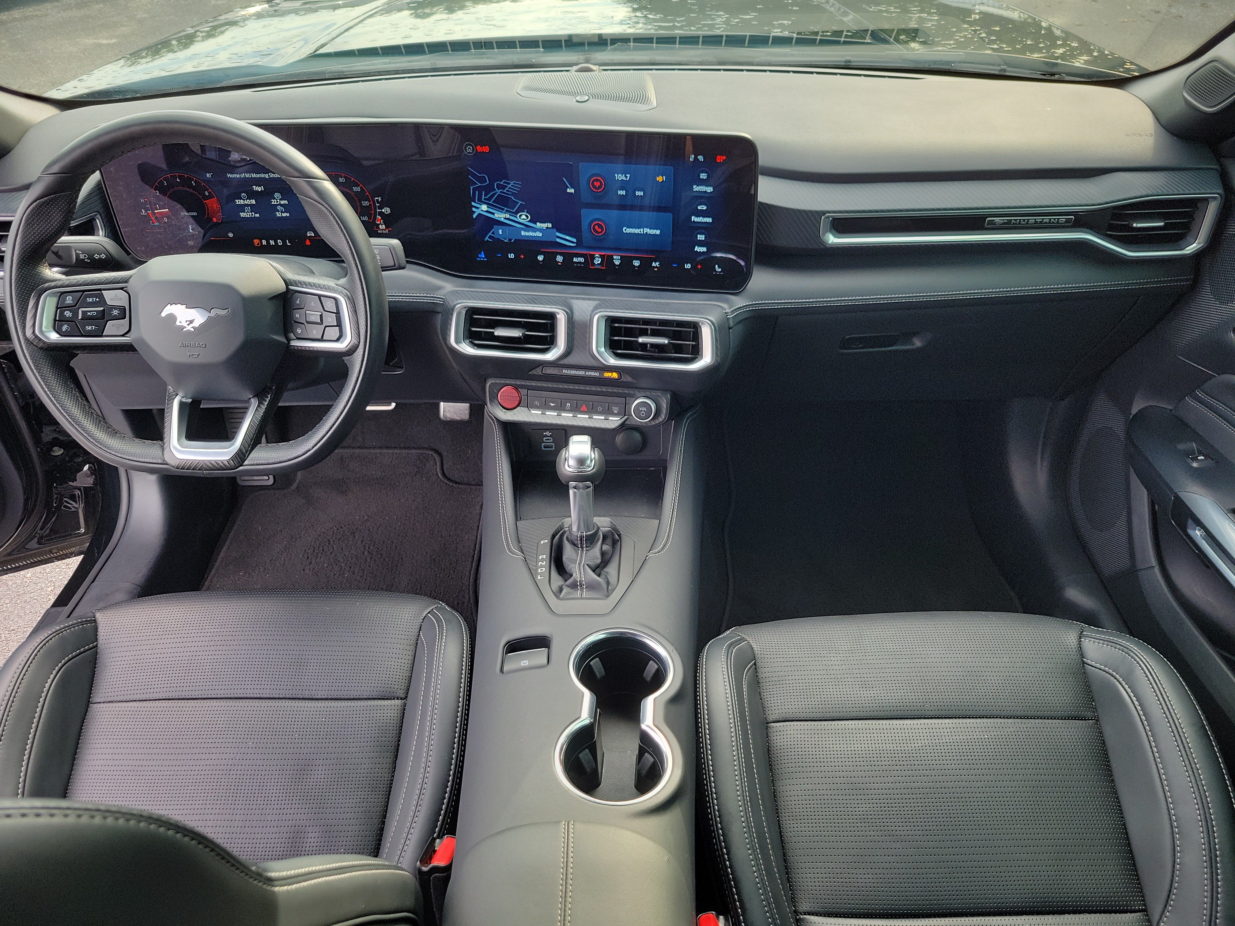 Used 2025 Ford Mustang Premium RWD image 19