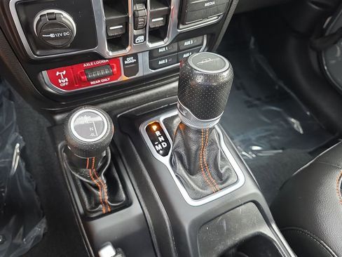 Used 2022 Jeep Gladiator Mojave w/ LED Lighting Group image 16