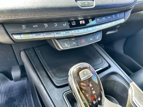 Used 2020 Cadillac XT4 Premium Luxury w/ Cold Weather Package image 27