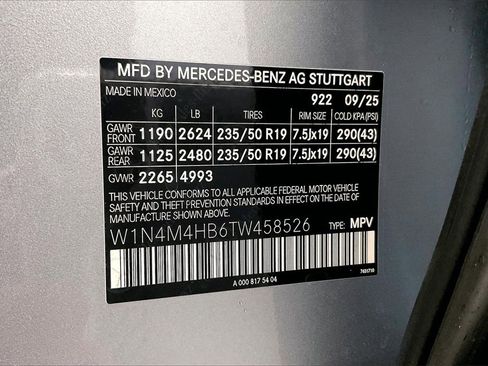 New 2026 Mercedes-Benz GLB 250 4MATIC image 18