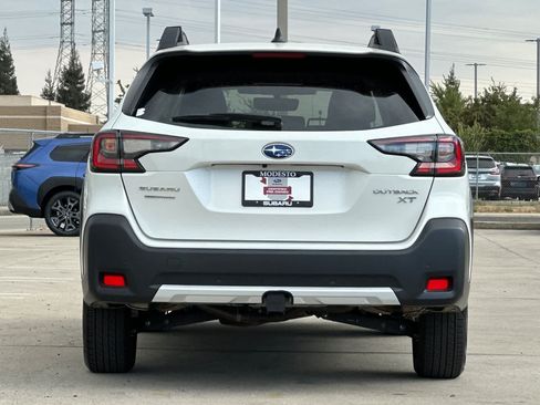 Certified 2024 Subaru Outback Limited XT AWD/4WD image 4