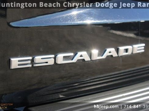 Used 2024 Cadillac Escalade Sport image 8