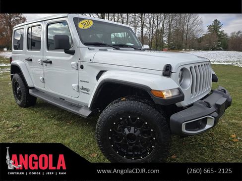 Used 2021 Jeep Wrangler Unlimited Sahara w/ Uconnect 4C Nav & Sound Group image 1