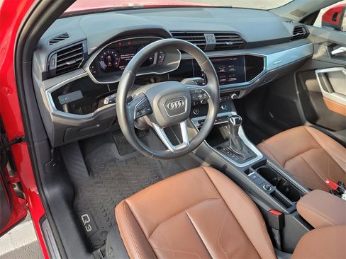 Used 2021 Audi Q3 2.0T Premium w/ Convenience Package image 24