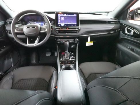 New 2026 Jeep Compass Latitude AWD/4WD image 10