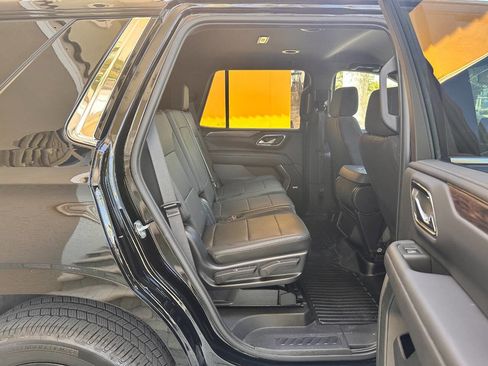 Used 2023 Chevrolet Tahoe 2WD w/ Remote Keyless Entry Package image 24