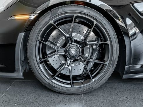 Certified 2024 Porsche 911 GT3 RWD image 11