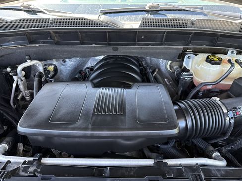 Used 2019 GMC Sierra 1500 SLT w/ Driver Alert Package I AWD/4WD image 20