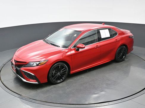 Used 2023 Toyota Camry XSE image 37