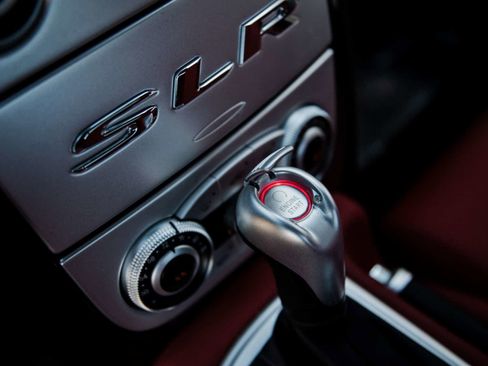 Used 2006 Mercedes-Benz SLR image 11