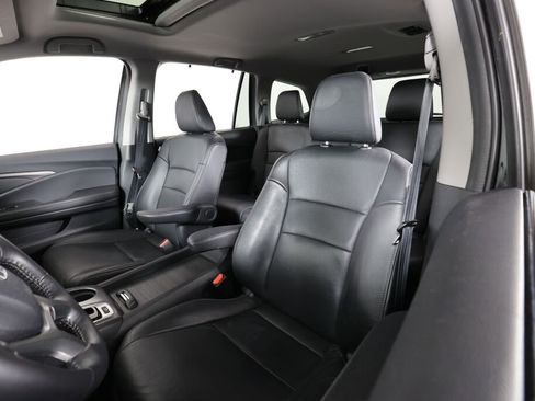 Used 2020 Honda Pilot EX-L image 11