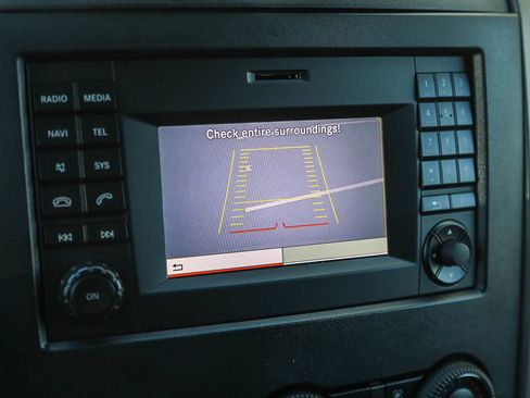 Used 2016 Mercedes-Benz Sprinter 2500 image 24
