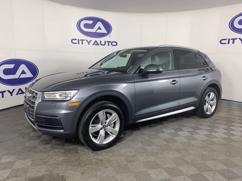 Used 2018 Audi Q5 Premium w/ Convenience Package image 7