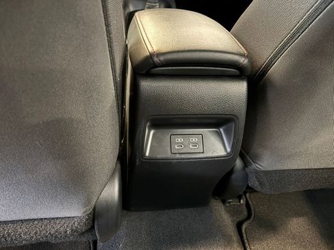 Used 2024 Toyota Corolla SE image 22