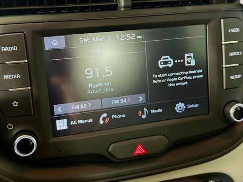 Certified 2025 Kia Soul LX w/ LX Technology Package image 15