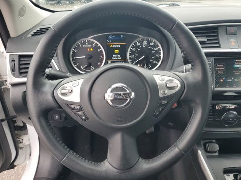 Used 2019 Nissan Sentra SV w/ Special Edition Package image 12