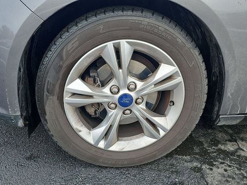 Used 2013 Ford Focus SE image 4