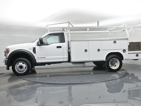 Certified 2021 Ford F450 XL w/ Power Equipment Group image 31