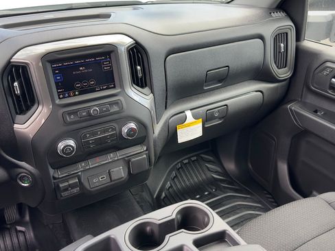 New 2026 GMC Sierra 2500 Pro w/ Convenience Package AWD/4WD image 27