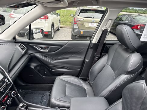 Used 2019 Subaru Forester Touring AWD/4WD image 33